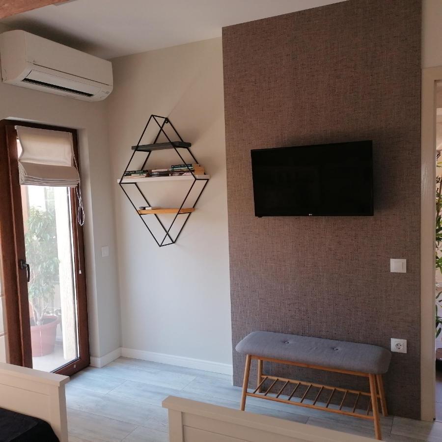 Apartments Dona Chernomorets Esterno foto