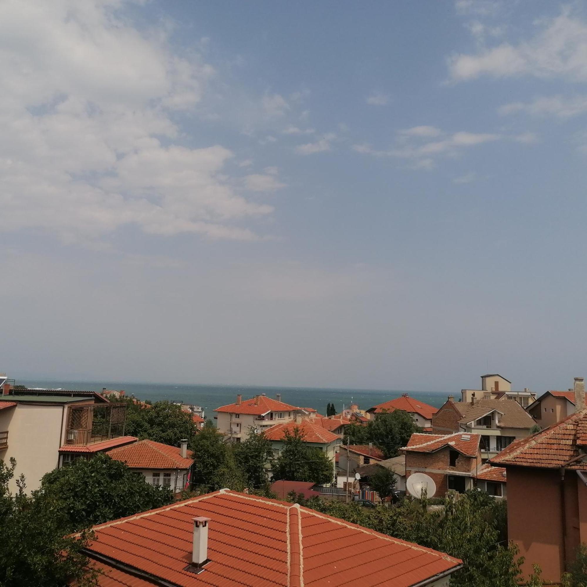 Apartments Dona Chernomorets Esterno foto
