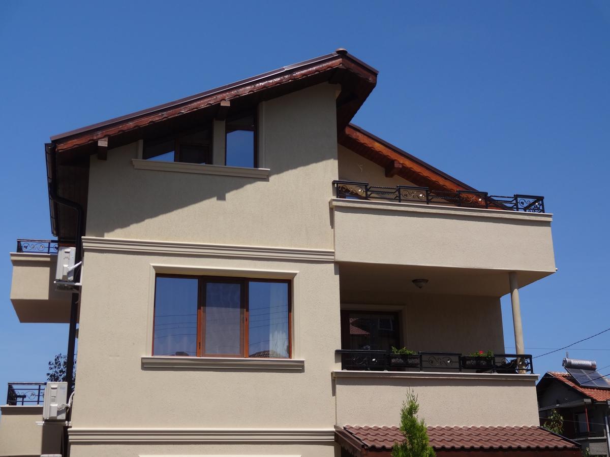 Apartments Dona Chernomorets Esterno foto