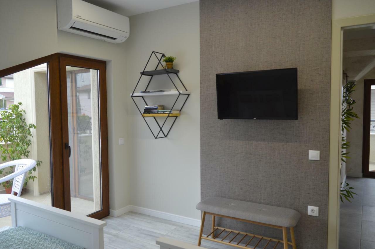 Apartments Dona Chernomorets Esterno foto
